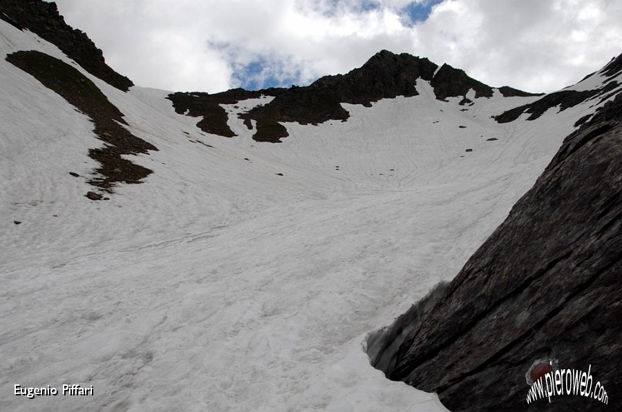 06 Ancora molta neve al Passo di Belviso.JPG